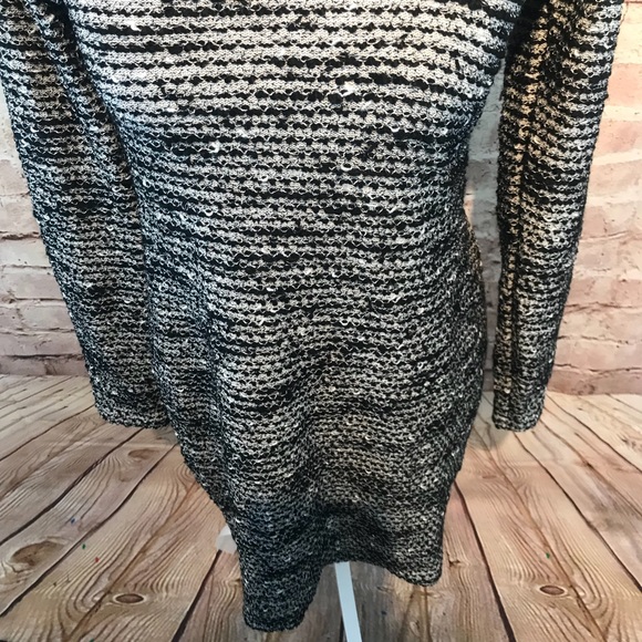 NWT Leota Long Sleeve Mini Dress - Picture 4 of 5